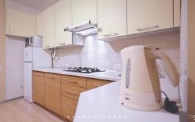 Самий центр, новобуд, провулок Ігоря Волошина